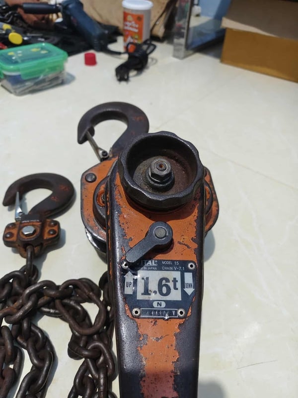 รอกกำมะลอ VITAL