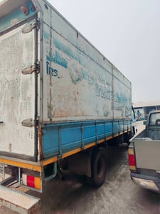 รถบรรทุก 6ล้อ