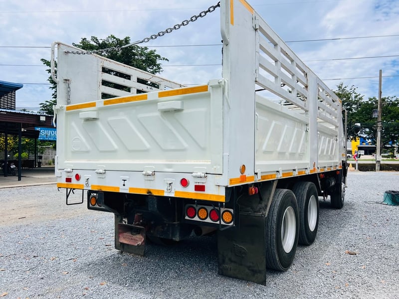 HINO FM 344แรงม้า รถบรรทุก 10ล้อ กระบะคอกสูง ปี2011 เลขไมล์น้อยกว่า 800,000 กม.