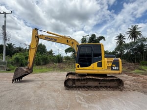 รถ อยู่อำเภอบ้านแพ้ว ใช้งานปกติ เดิมโรงงาน