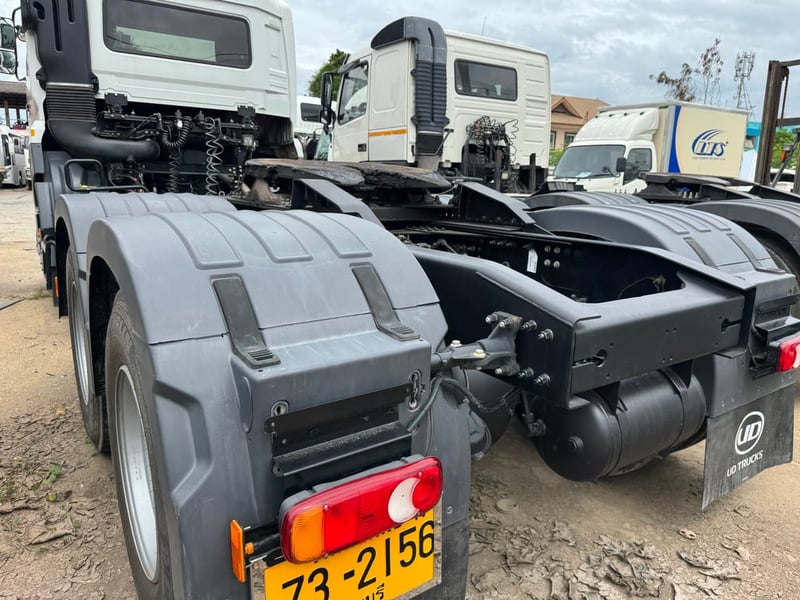 UD quester escots ปี 2024 ราคาดีที่สุด 2 เพลา เกียร์escots กึ่งอัตโนมัติ เครื่อง GH11 390แรง พวงมาลัยดีไซน์ใหม่ 4 ก้าน UD quester escots ปี 2024 ราคาดีที่สุด 2 เพลา เกียร์escots กึ่งอัตโนมัติ เครื่อง GH11 390แรง พวงมาลัยดีไซน์ใหม่ 4 ก้าน