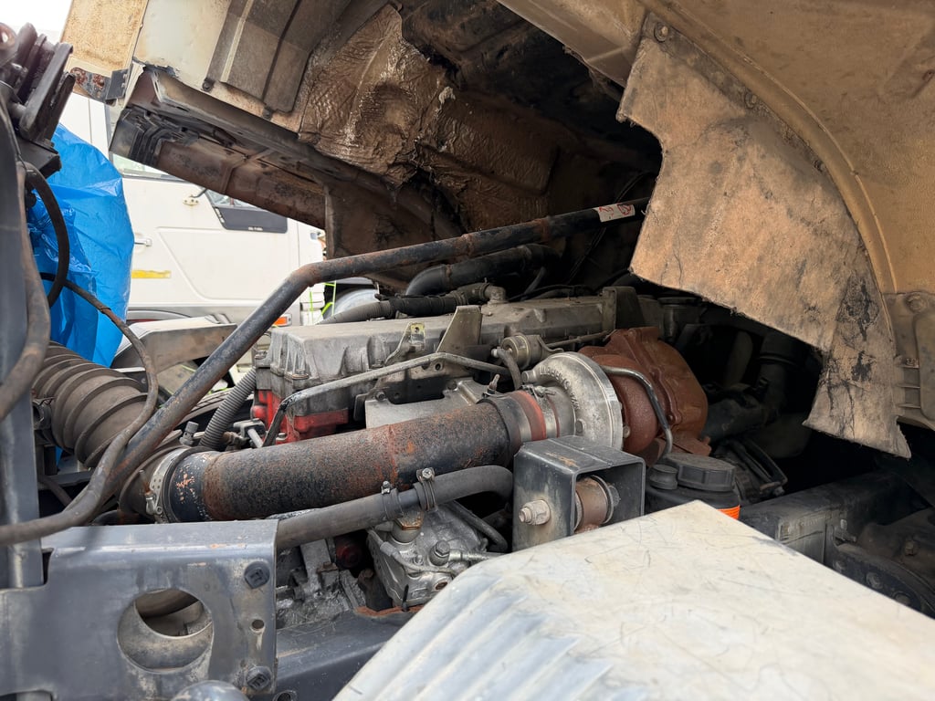 Volvo FL10 วาง6HK1 2เพลาZF