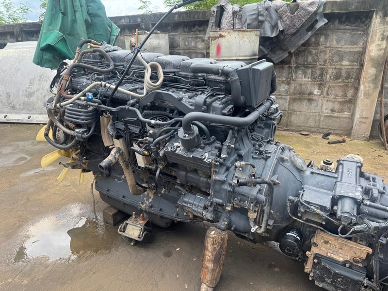ขายเครื่อง เกียร์ กล่อง  scania p360 DC13 ยกลงวิ่ง200,000 ปี63 รถไทย