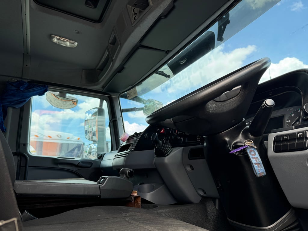 Mercedes-benz Actros 435 hpลองไปขับมาแล้ว อย่างกับรถเก๋ง นิ่มเงียบ แรงดี เกียร์ฉลาด Discเบรกหน้าหลัง วิ่งมา200000