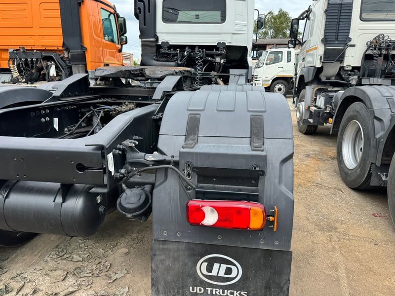 UD quester escots ปี 2024 ราคาดีที่สุด 2 เพลา เกียร์escots กึ่งอัตโนมัติ เครื่อง GH11 390แรง พวงมาลัยดีไซน์ใหม่ 4 ก้าน จอแสดงผล LED ม่านนอนกันแสงแดด 1.65 ล้าน อู่ช่างหน่อง เอเชีย กม.9 UD quester escots ปี 2024 ราคาดีที่สุด 2 เพลา เกียร์escots กึ่งอัตโนมัติ เครื่อง GH11 390แรง พวงมาลัยดีไซน์ใหม่ 4 ก้าน จอแสดงผล LED ม่านนอนกันแสงแดด 1.65 ล้าน อู่ช่างหน่อง เอเชีย กม.9