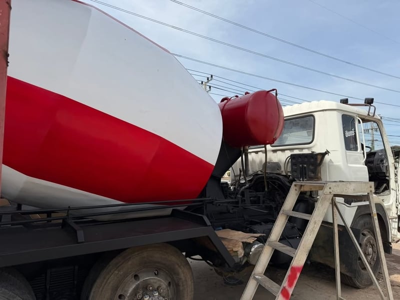 HINO GH 360แรงม้า รถบรรทุก 6ล้อ โม่ผสมปูน ปี1997