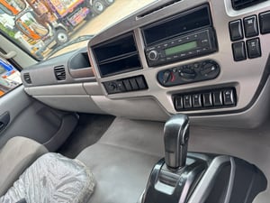 UD quester escots ปี 2024 ราคาดีที่สุด 2 เพลา เกียร์escots กึ่งอัตโนมัติ เครื่อง GH11 390แรง