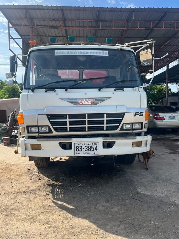 รถโม่ปูน 6Q พร้อมใช้ เก็บงานโม่ปูนมาแล้ว เครื่อง เกียร์ เรียบร้อย รถโม่ปูน 6Q พร้อมใช้ เก็บงานโม่ปูนมาแล้ว เครื่อง เกียร์ เรียบร้อย