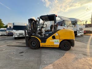 โฟร์คลิฟท์ 5 ตัน งาขยับซ้ายขาวได้ Automatic diesel รถบางกอกโคมัสสุ