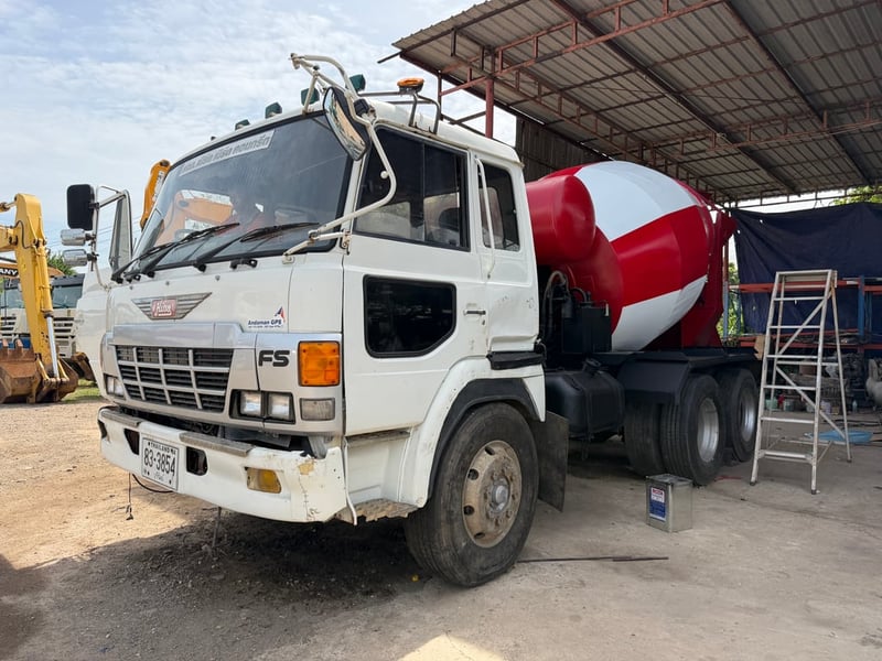 รถโม่ปูน 6Q พร้อมใช้ เก็บงานโม่ปูนมาแล้ว เครื่อง เกียร์ เรียบร้อย