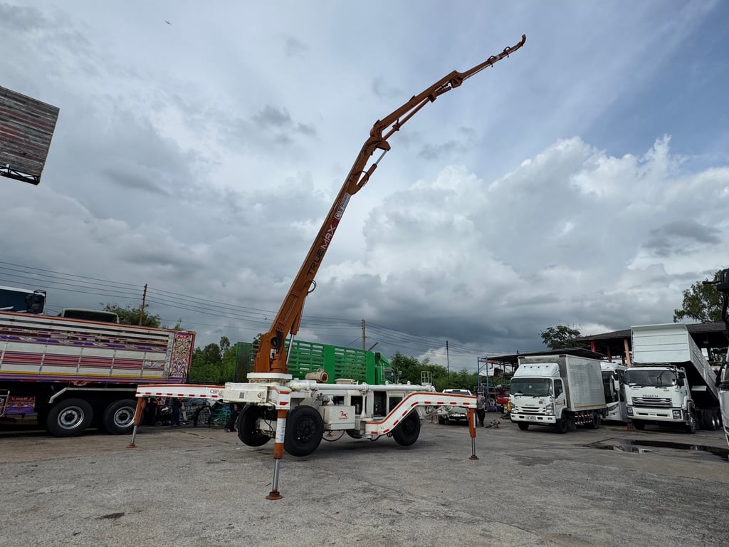 Trurmax 30d 150แรงม้า รถบรรทุก 4ล้อ ฉีดคอนกรีต ปี2019