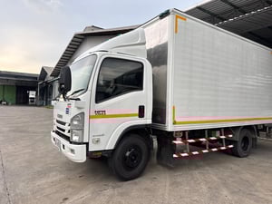 ISUZU NPR 150แรงม้า รถบรรทุก 6ล้อ ตู้เย็น ปี2021 ISUZU NPR 150แรงม้า รถบรรทุก 6ล้อ ตู้เย็น ปี2021