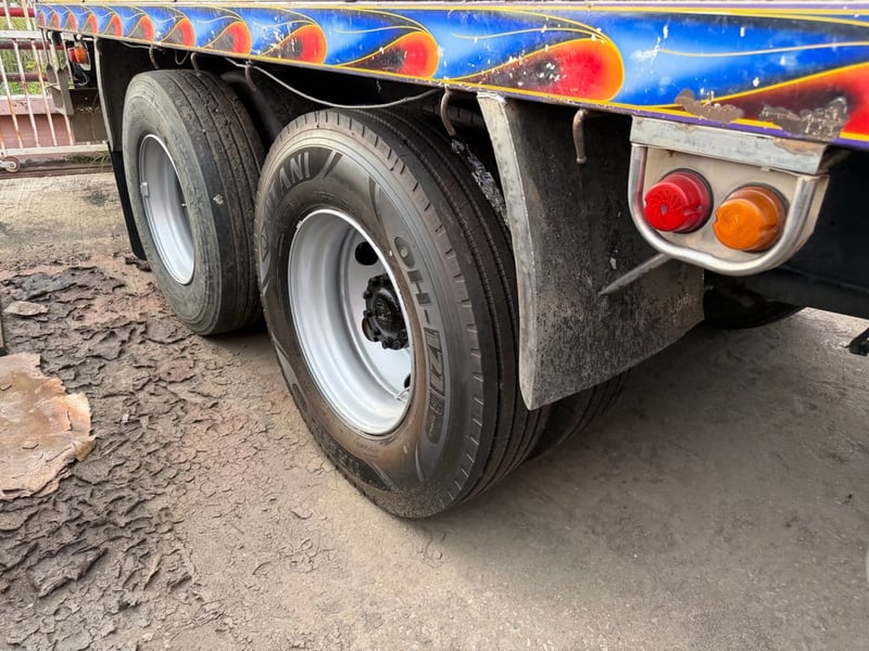 HINO FL 212แรงม้า รถบรรทุก 10ล้อ กระบะคอกสูง ปี2015