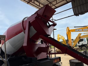 รถโม่ปูน 6Q พร้อมใช้ เก็บงานโม่ปูนมาแล้ว เครื่อง เกียร์ เรียบร้อย รถโม่ปูน 6Q พร้อมใช้ เก็บงานโม่ปูนมาแล้ว เครื่อง เกียร์ เรียบร้อย