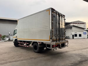 ISUZU NPR 150แรงม้า รถบรรทุก 6ล้อ ตู้เย็น ปี2021 ISUZU NPR 150แรงม้า รถบรรทุก 6ล้อ ตู้เย็น ปี2021