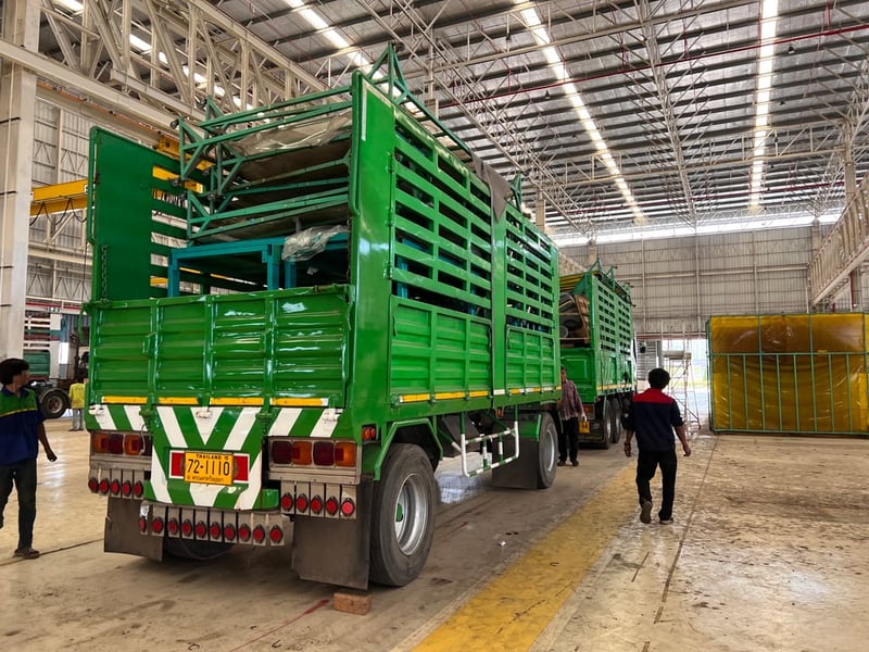 ISUZU FVM 300แรงม้า รถบรรทุก 10ล้อ กระบะคอกสูง ปี2010 ISUZU FVM 300แรงม้า รถบรรทุก 10ล้อ กระบะคอกสูง ปี2010