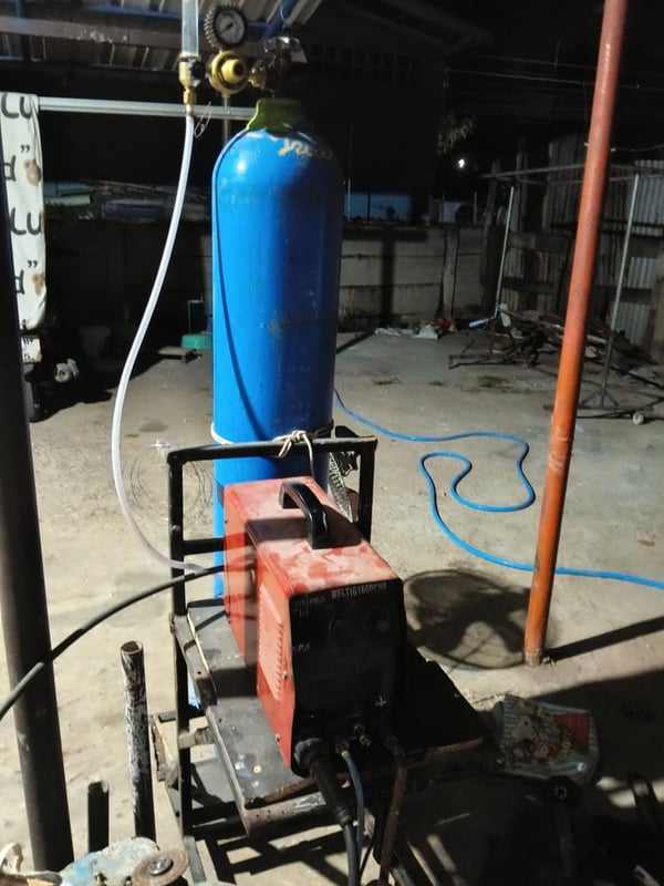 ตู้เชื่อมอาร์กอน