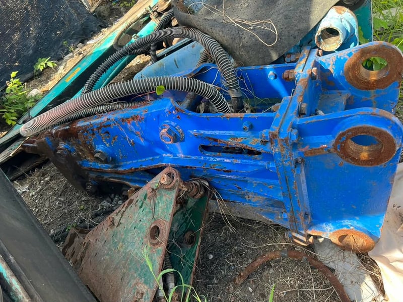 หัวกระแทกยี่ห้อFurukawaใช้งานกับPC 200 (สนใจติดต่อ081-2857817)