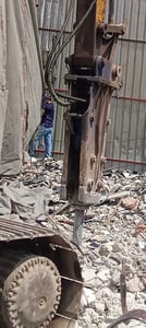 หัวกระแทกยี่ห้อFurukawaใช้งานกับPC 200 (สนใจติดต่อ081-2857817)