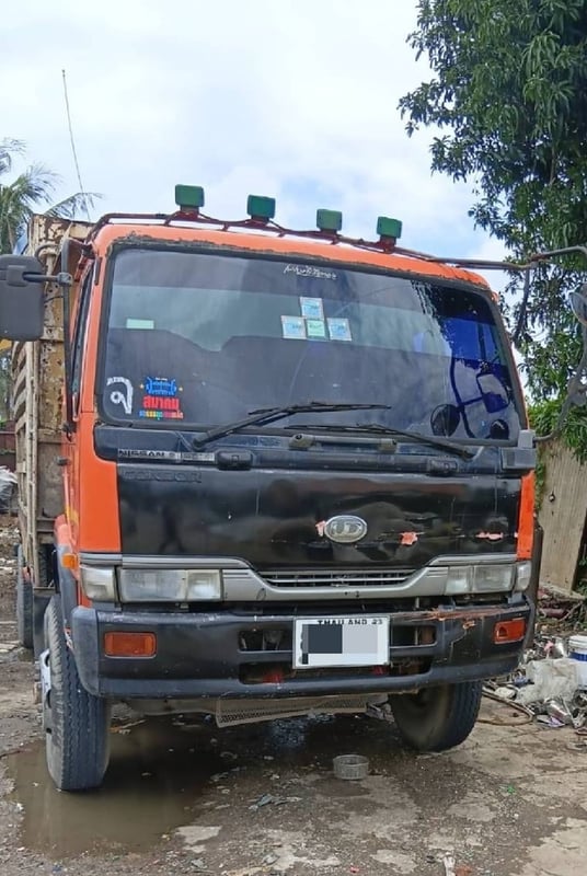 HINO Ho7c 225แรงม้า รถบรรทุก 10ล้อ กระบะคอกสูง ปี2013 HINO Ho7c 225แรงม้า รถบรรทุก 10ล้อ กระบะคอกสูง ปี2013