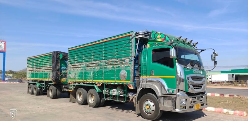 ISUZU FXZ 360แรงม้า รถบรรทุก 10ล้อ พ่วงแม่ลูก ปี2016 ISUZU FXZ 360แรงม้า รถบรรทุก 10ล้อ พ่วงแม่ลูก ปี2016