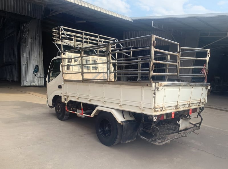 ขายรถ 6 ล้อ HINO