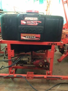 มาใหม่ ถังพ่นยามือสอง BS350  ตราช้าง เข้ามาใหม่  ใช้ได้ทนทาน  ถังจุใหญ่ ทำงานเร็วเต็มประสิทธิภาพงาน   ขายราคา 25,000 บาทจ้า  สนใจโทรสอบถาม 065-2401438 น้องเอินจ้า เข้ามาเลือกที่ร้านได้จ้า