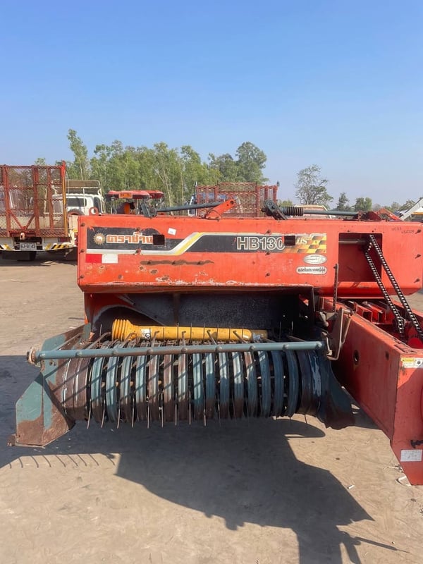 มาใหม่ เครื่องอัดฟาง HB130มือสอง  HB135มือสอง  ทำงานรวดเร็ว  ลดค่าใช้จ่าย เพิ่มรายได้ เต็มประสิทธิภาพงาน 👍ขายราคาพ่อค้า   60,000   บาท   HB135มือสอง 👍ขายราคาพ่อค้า 120,000 บาท    เข้ามาเลือกดูที่ร้านได้จ้า