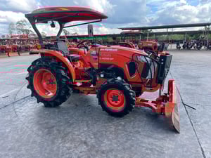 รถเครื่องแน่น ฟรีดาวน์ ผ่อนสบาย พร้อมใช้งาน มีให้เลือกหลายคัน รถไถคูโบต้ารุ่น L4018SP ใบดันดินหน้า ผาน 1 ตัว ดาวน์ 0 บาท สนใจโทรสอบถามหรือมาดูที่ร้านเราได้จ้า รถเครื่องแน่น ฟรีดาวน์ ผ่อนสบาย พร้อมใช้งาน มีให้เลือกหลายคัน รถไถคูโบต้ารุ่น L4018SP ใบดันดินหน้า ผาน 1 ตัว ดาวน์ 0 บาท สนใจโทรสอบถามหรือมาดูที่ร้านเราได้จ้า