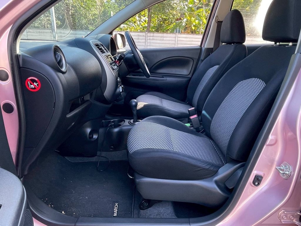 🚗✨ รถเล็กสุดคุ้ม ใช้งานง่าย ประหยัดจริง! ✨🚗 Nissan March 1.2 E Minor Change ปี 2017