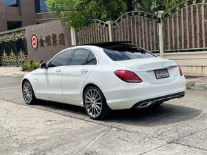 BENZ C350e AMG Dynamic ปี 2017  รถบ้านแท้ สภาพนางฟ้า เกรด AAA 