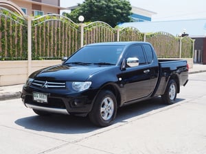 MITSUBISHI TRITON CAB 2.4 GLX (MNC) CNG ปี 2011