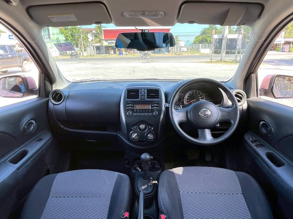 🚗✨ รถเล็กสุดคุ้ม ใช้งานง่าย ประหยัดจริง! ✨🚗 Nissan March 1.2 E Minor Change ปี 2017