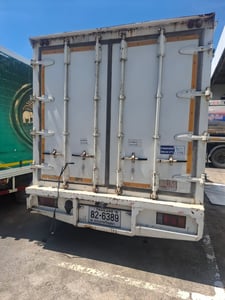 ISUZU NPR 130แรงม้า CNG รถบรรทุก 6ล้อ ตู้แห้ง ปี2012 เลขไมล์น้อยกว่า 800,000 กม. ISUZU NPR 130แรงม้า CNG รถบรรทุก 6ล้อ ตู้แห้ง ปี2012 เลขไมล์น้อยกว่า 800,000 กม.