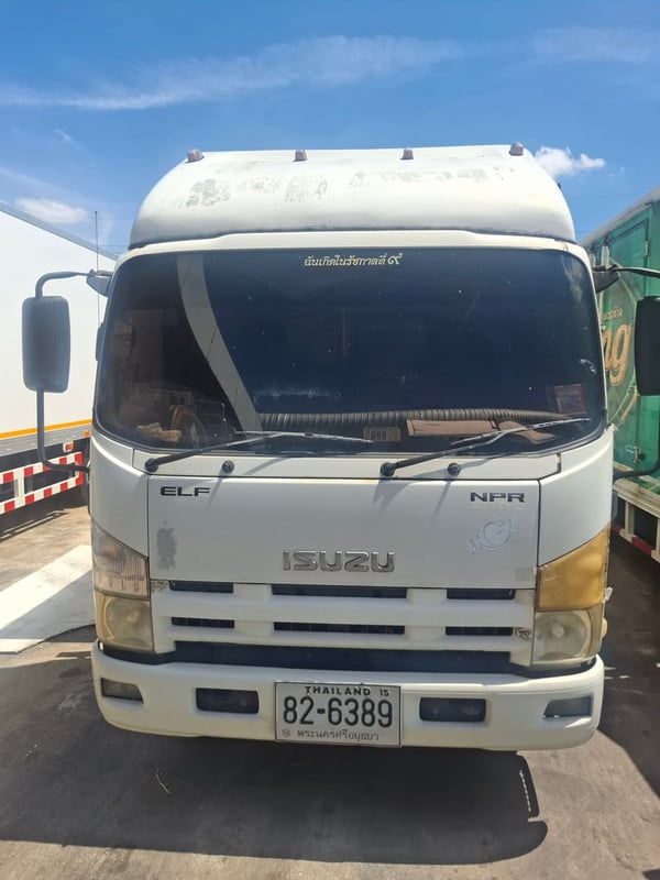 ISUZU NPR 130แรงม้า CNG รถบรรทุก 6ล้อ ตู้แห้ง ปี2012 เลขไมล์น้อยกว่า 800,000 กม.