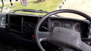 ISUZU FRR 190แรงม้า รถบรรทุก 6ล้อ ตู้แห้ง ปี2019 เลขไมล์ 700,779 กม.