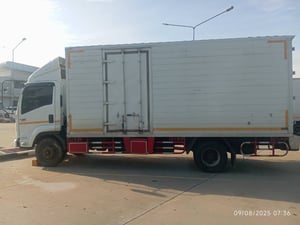 ISUZU FRR 190แรงม้า รถบรรทุก 6ล้อ ตู้แห้ง ปี2019 เลขไมล์ 700,779 กม.