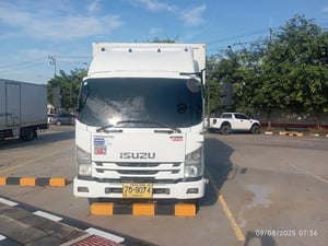 ISUZU FRR 190แรงม้า รถบรรทุก 6ล้อ ตู้แห้ง ปี2019 เลขไมล์ 700,779 กม.