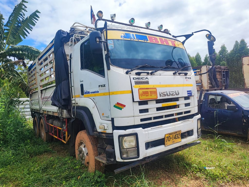ISUZU FXZ 360แรงม้า รถบรรทุก 10ล้อ กระบะคอกสูง ISUZU FXZ 360แรงม้า รถบรรทุก 10ล้อ กระบะคอกสูง