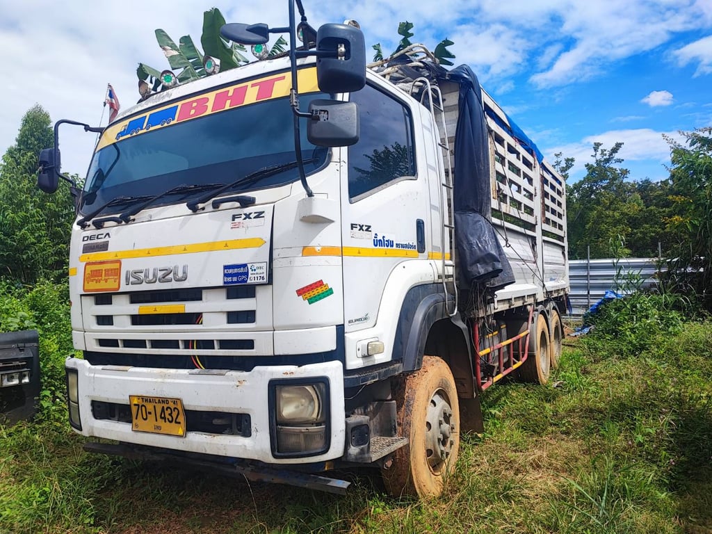 ISUZU FXZ 360แรงม้า รถบรรทุก 10ล้อ กระบะคอกสูง ISUZU FXZ 360แรงม้า รถบรรทุก 10ล้อ กระบะคอกสูง