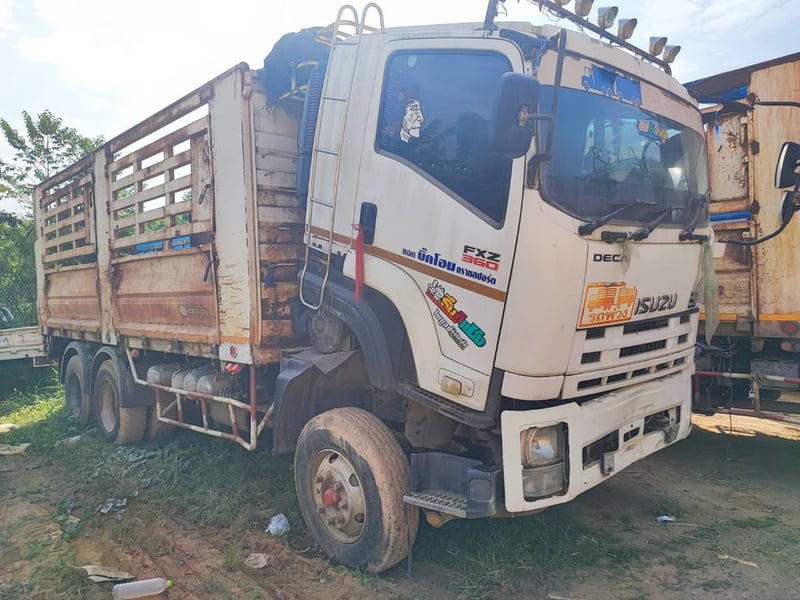 ISUZU FXZ 360แรงม้า รถบรรทุก 10ล้อ พ่วงแม่ลูก ปี2014 ISUZU FXZ 360แรงม้า รถบรรทุก 10ล้อ พ่วงแม่ลูก ปี2014