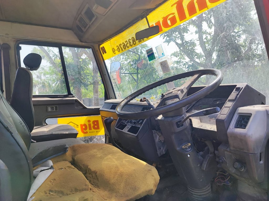 Mitsubishi FK 225 แรง เพลาเดียว ไม่รวมเครน