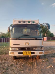 ขาย6ล้อ ฮีโน่เครื่อง165แรง คัชซีKM