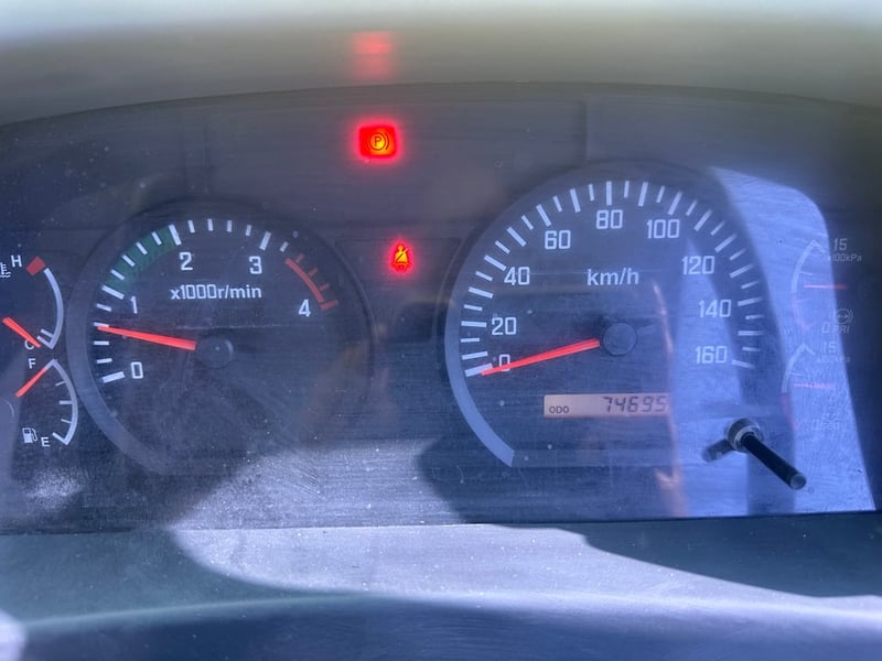 ISUZU FRR 190แรงม้า รถบรรทุก 6ล้อ กระเช้า 21mปี2016 เลขไมล์ 74,600 กม.