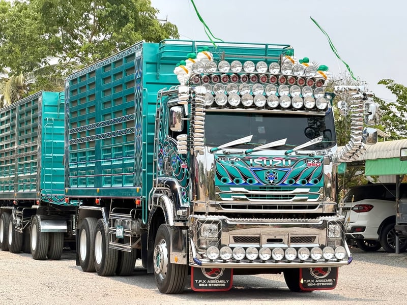 ISUZU FXZ รถบรรทุก 10ล้อ พ่วงแม่ลูก ปี2022 เลขไมล์ 240,000 กม.