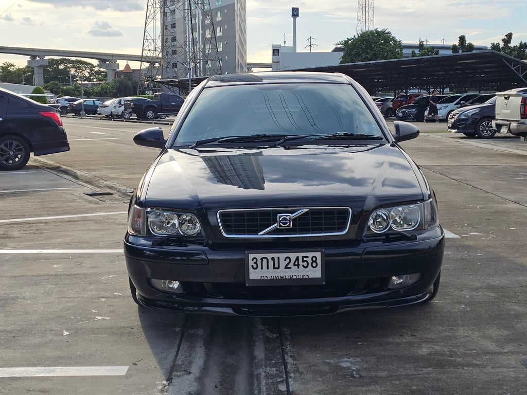 2001 Volvo S40 T4