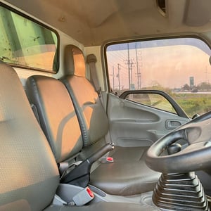 HINO XZU 150แรงม้า รถบรรทุก 6ล้อ ดั้มพ์ ปี2020