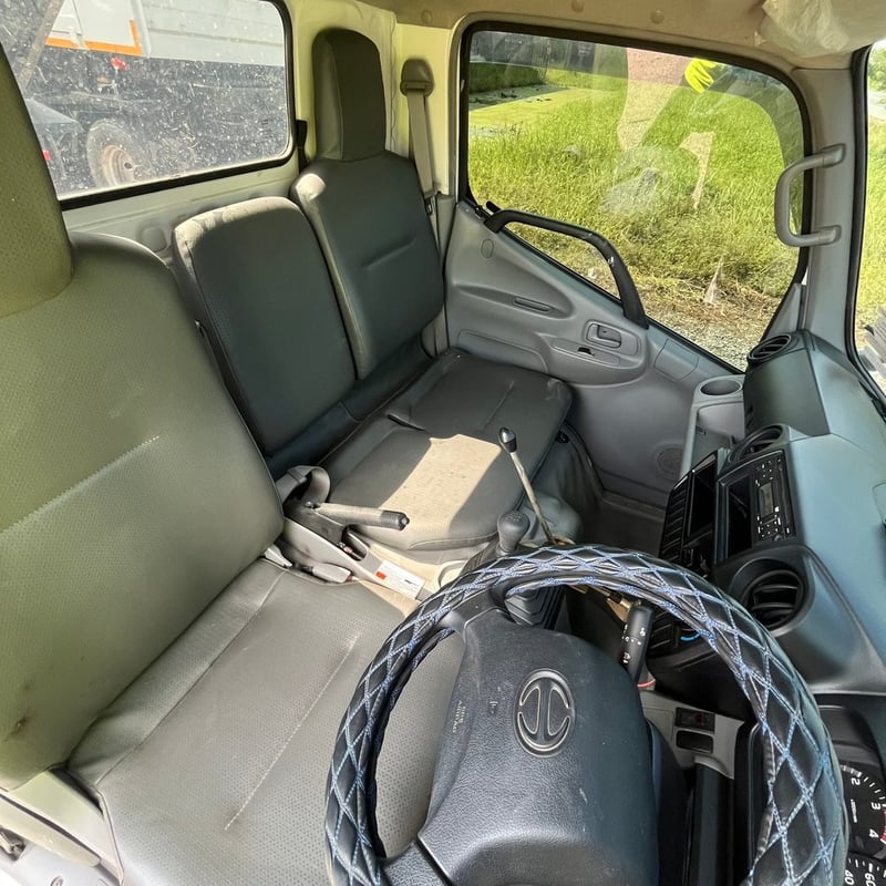 HINO XZU 150แรงม้า รถบรรทุก 6ล้อ ดั้มพ์ ปี2023