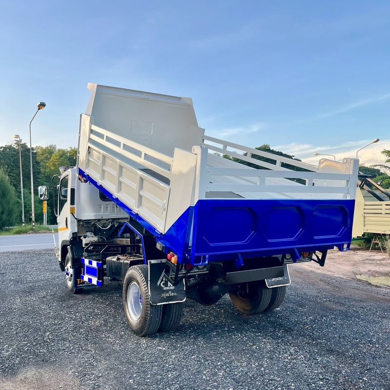 ISUZU FRR 210แรงม้า รถบรรทุก 6ล้อ ดั้มพ์ ปี2021 ISUZU FRR 210แรงม้า รถบรรทุก 6ล้อ ดั้มพ์ ปี2021