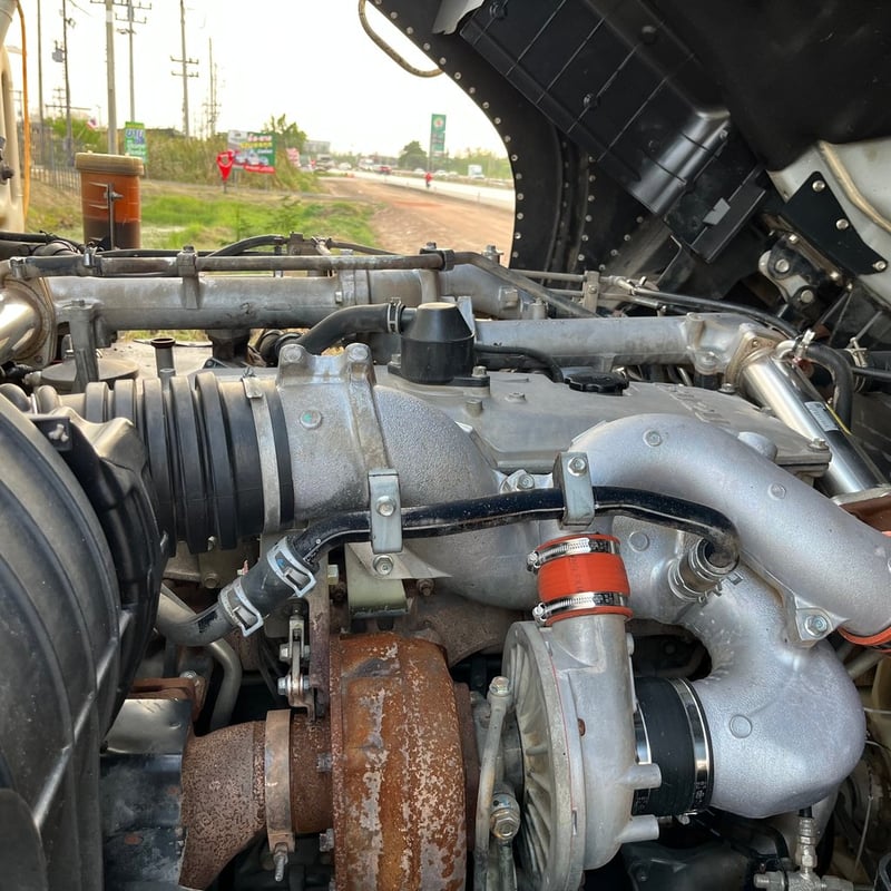 ISUZU FXZ 360แรงม้า รถบรรทุก 10ล้อ ดั้มพ์ ปี2013